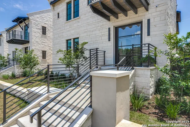 401 Oak Park Dr Unit B Boerne, TX 78006